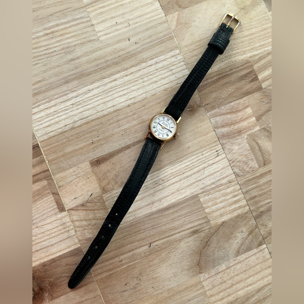 Bulova Accutron Rare Vintage Ladies Watch Gold Filled Case White Dial Leather - Picture 7 of 15